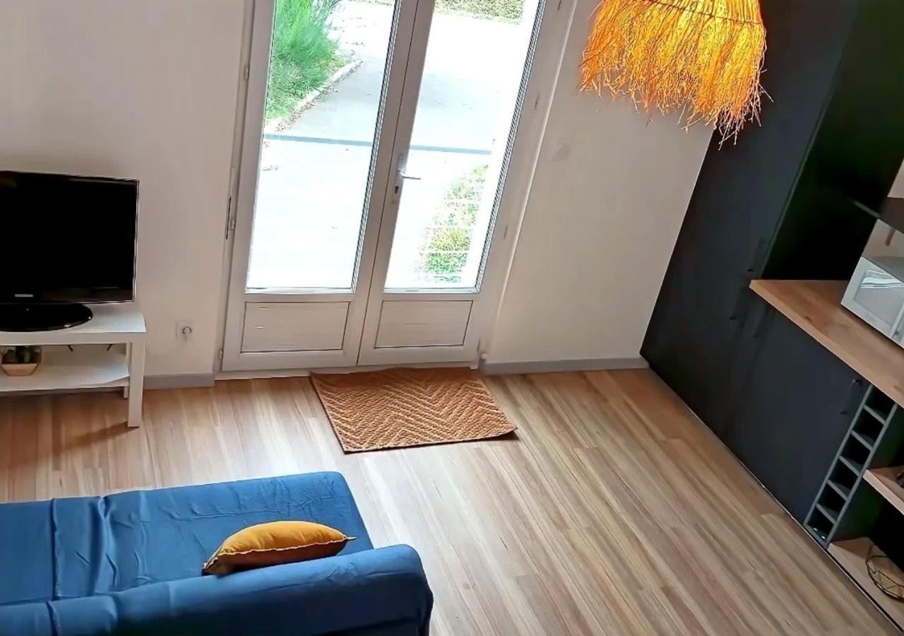 Petite Maison Avec Jardin Landrévarzec Exteriér fotografie
